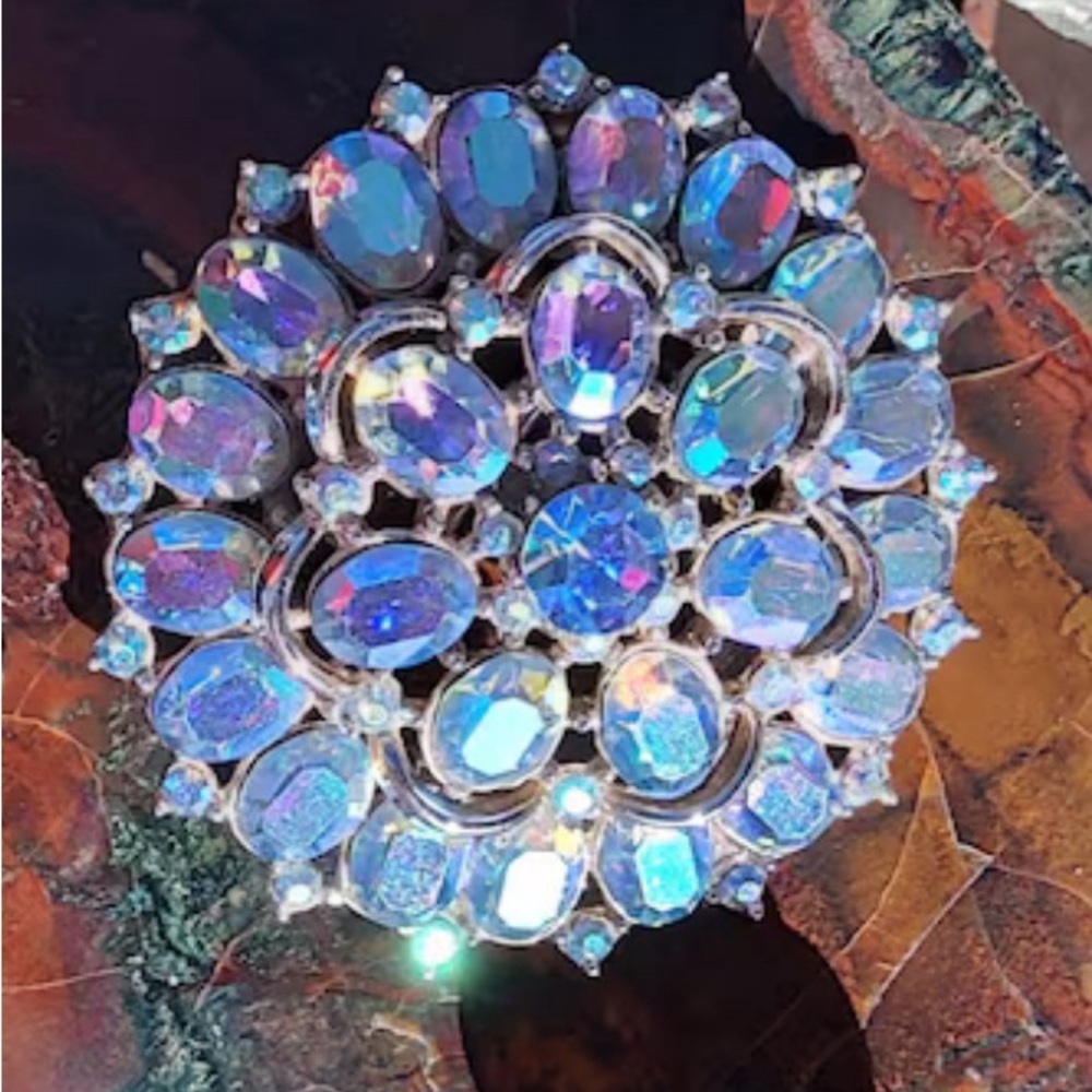 Trifari Brooch - image 1